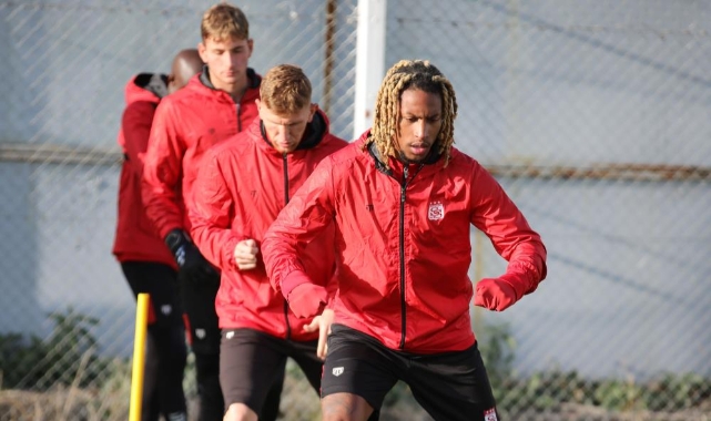 Sivasspor, Pendik maçının taktiğini çalıştı