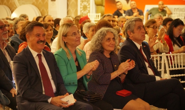 Tarihçi Yazar Sinan Meydan’la Cumhuriyet tarihine yolculuk