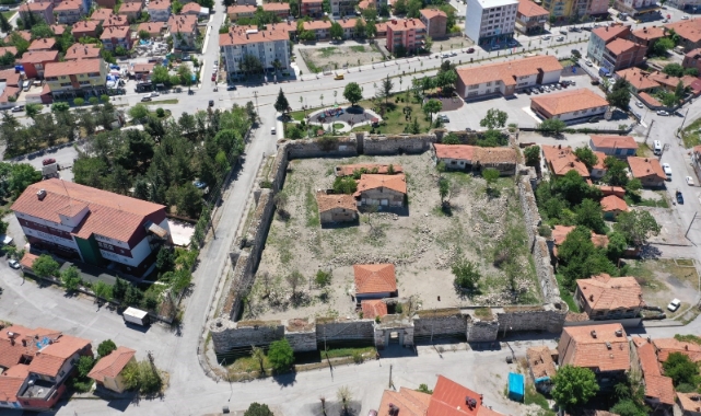 Tarihi kale turizme kazandırılacak