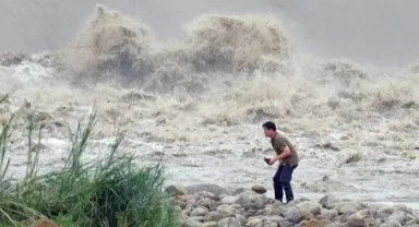 Tayvan'da tayfun felaketi: 190 yaralı!
