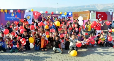 TEGV, 100. yılı depremzede çocuklarla birlikte kutladı
