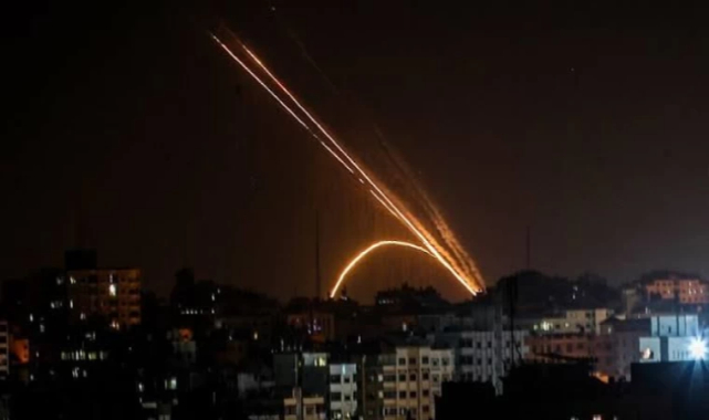 Tel Aviv'e roket saldırısı