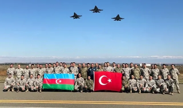 Türk savaş uçakları, Azerbaycan'da