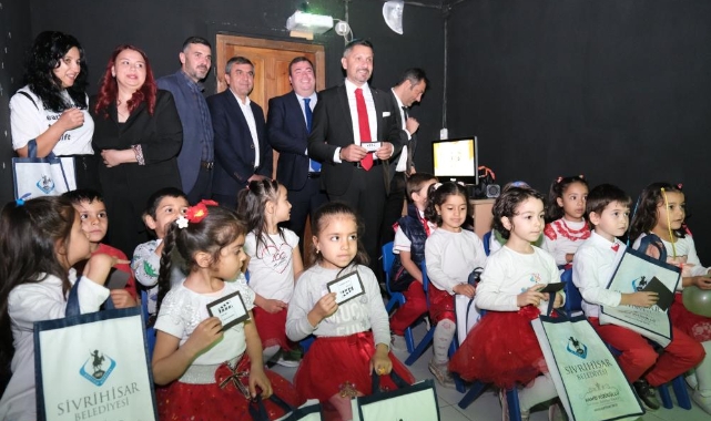Türkiye’nin ilk çocuk sineması Sivrihisar’da açıldı
