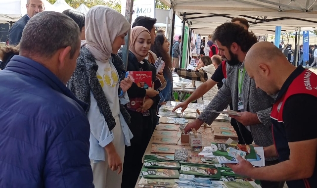 Üniversite öğrencilerine geri dönüşümün önemini anlatıldı