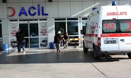 Yıkım ekibiyle vatandaşlar arasında kavga: 4 yaralı