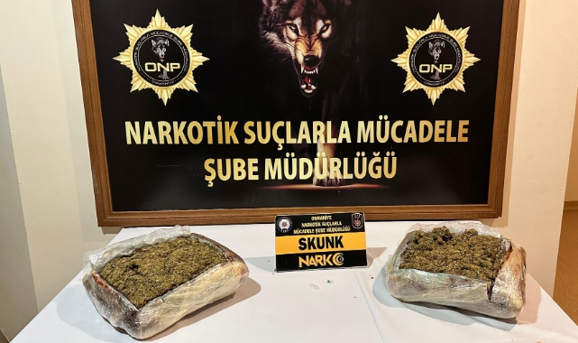 Yolcu otobüsüne uyuşturucu baskını!