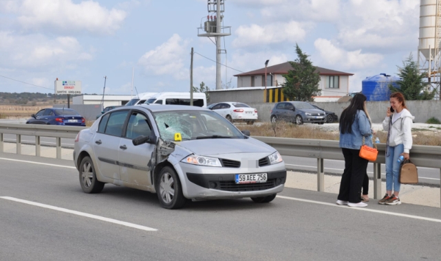 Yolun karşısına geçmek isterken canından oldu!
