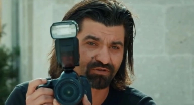 2 çocuk babası fotoğrafçı evinde ölü bulundu