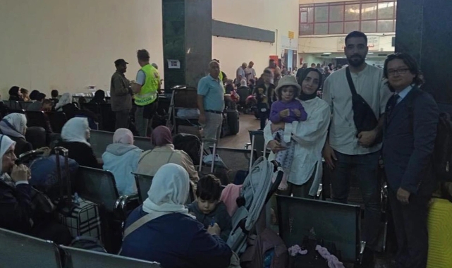 44 Türk vatandaşı Gazze'den tahliye edildi
