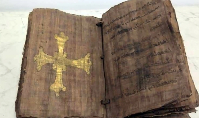 650 yıllık el yazması İncil ele geçirildi