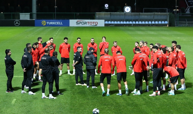 A Milli Futbol Takımı, hazırlıklarını sürdürdü