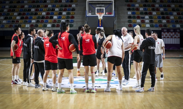 A Milli Kadın Basketbol Takımı'nda Slovakya mesaisi başladı