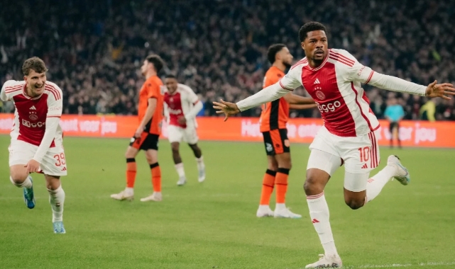 Ajax ligde 7 maç aradan sonra galibiyet aldı