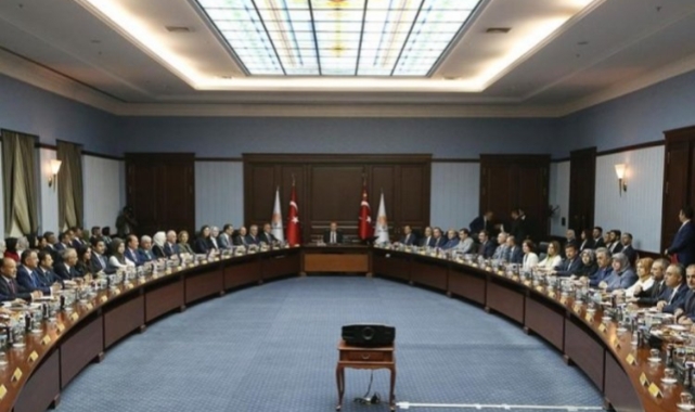 AK Parti MKYK toplantısı sona erdi