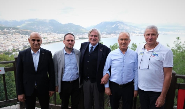 Alanya, Türkiye'de '2024 yılı Akdeniz Spor Başkenti' ödülüne layık görüldü