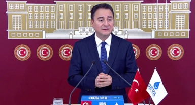 Ali Babacan: Derhal ateşkes ilan edilmeli