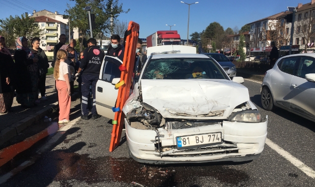 Ani fren yapan cipe otomobil çarptı: 8 yaralı