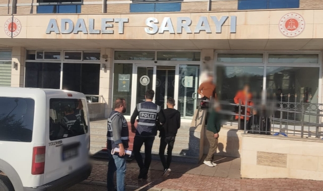 Antalya'da aranan 96 şüpheli yakalandı