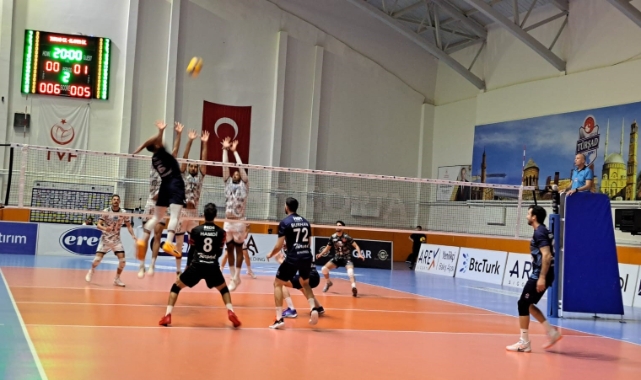 AXA Sigorta Efeler Ligi: TÜRŞAD: 0 - Alanya Belediyespor: 3