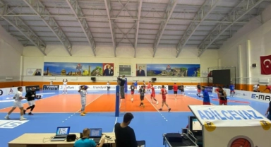 AXA Sigorta Efeler Ligi: TÜRŞAD: 3 - Develi Belediyespor: 1
