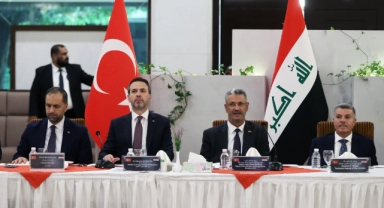 Bakan Bayraktar, Irak’ta Türk şirketleri ile bir araya geldi