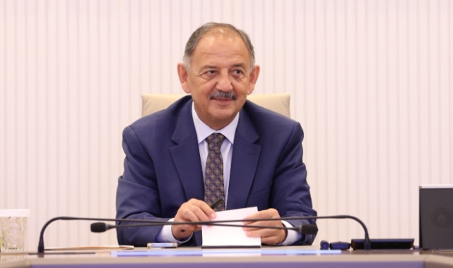 Bakan Özhaseki: "Yerinde Dönüşüm için geç kalmayın"