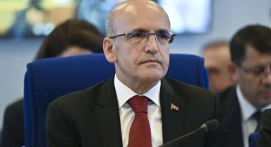 Bakan Şimşek'ten vergi artışlarıyla ilgili flaş açıklama!