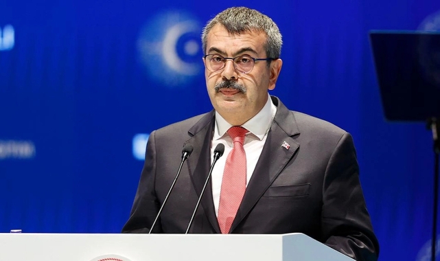Bakan Tekin'den 'ara tatil' mesajı