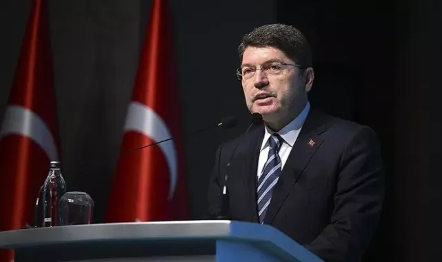 Bakan Tunç'tan 'yeni anayasa' mesajı!