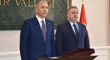 Bakan Yerlikaya İzmir'de