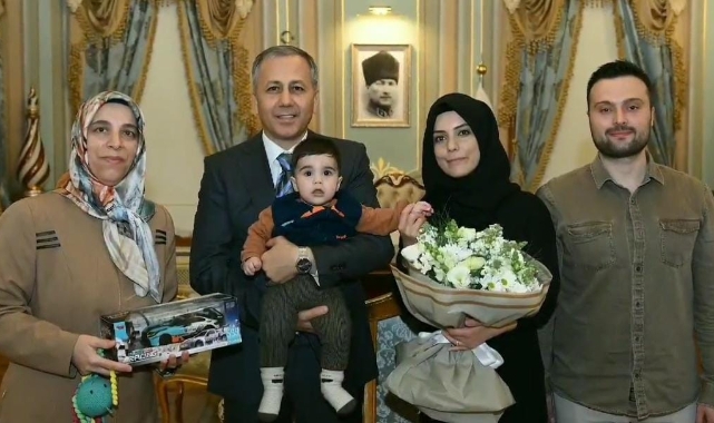 Bakan Yerlikaya, şehit kızı Kübra öğretmen ile görüşmesini paylaştı