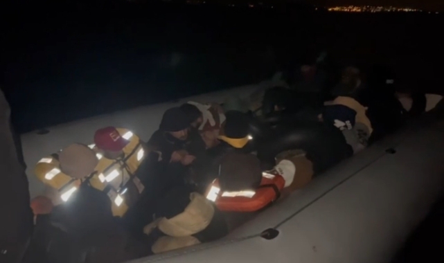 Balıkesir'de 23 düzensiz göçmen yakalandı