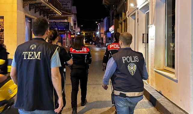 Balıkesir'de aranan kişilere gözaltı
