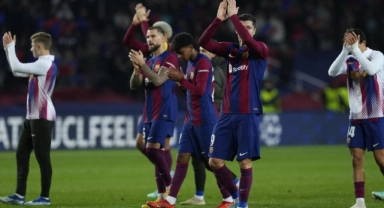 Barcelona, 2 yıl aradan sonra son 16’da