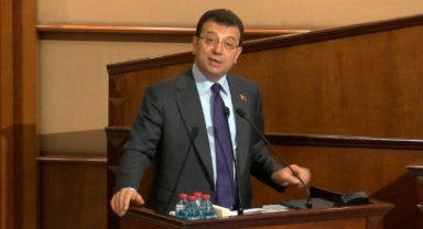 "Belediyelerimizin borçlarını artırmadık"