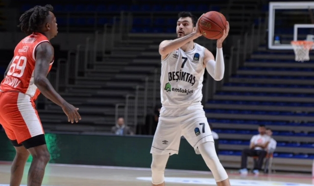 Beşiktaş, Hapoel Shlomo'ya yenildi
