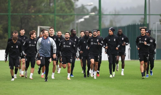Beşiktaş, kondisyon ve taktik çalıştı