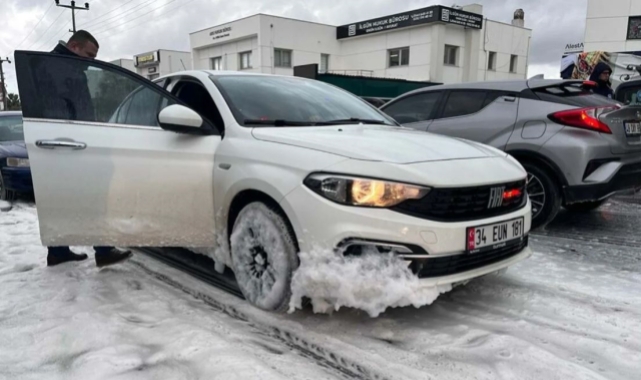 Bodrum'da beyaz köpük alarmı! Kimse ne olduğunu anlamadı