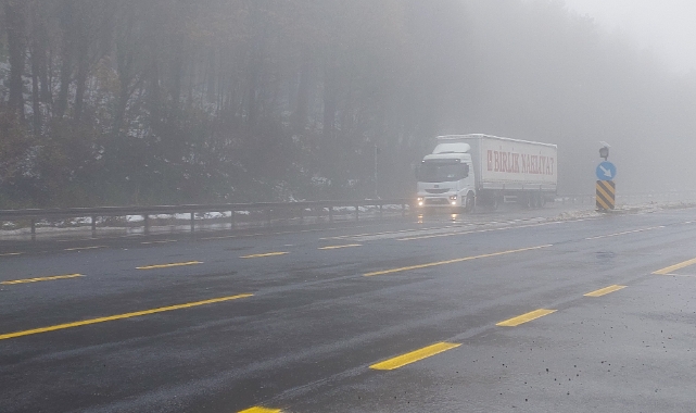 Bolu Dağı'nda sis etkili oldu