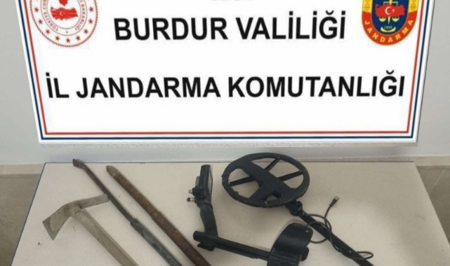 Burdur’da jandarmadan kaçakçılık operasyonu