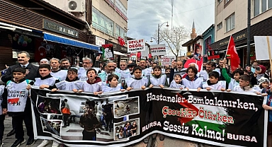 Bursa'da Filistin için çocuklarla el ele zinciri