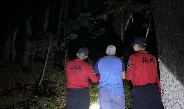 Bursa'da kaybolan iki kişiyi JAK timleri buldu!