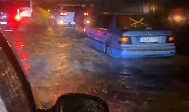 Bursa’da sağanak yağış ve dolu böyle görüntülendi