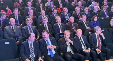 Bursa'da Yalın Belediyecilik Sempozyumu gerçekleştiriliyor