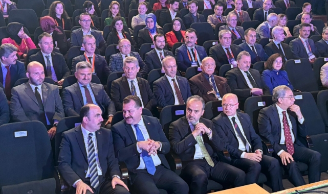 Bursa'da Yalın Belediyecilik Sempozyumu gerçekleştiriliyor