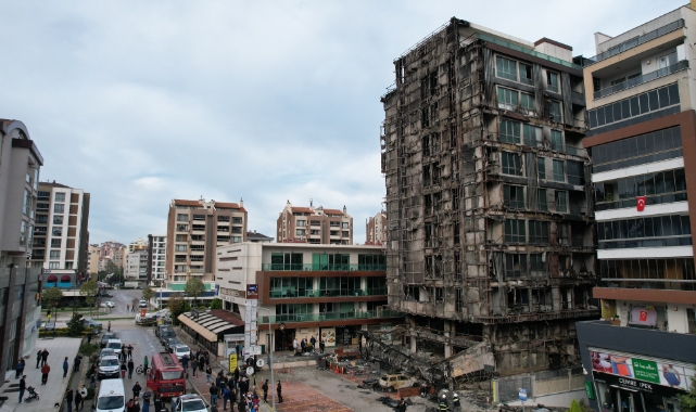 Bursa'da yanan iş merkezinin bilançosu ortaya çıktı