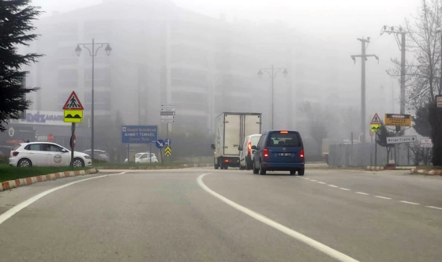 Bursa'da yoğun sis etkili oldu