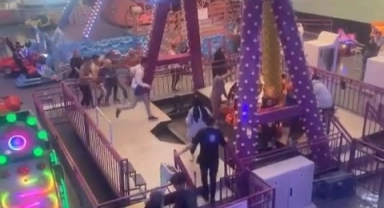Bursa'daki AVM'de dehşet anları kamerada! 6 çocuk yaralandı