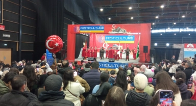 Bursa Mehter Takımı Fransa'ya damga vurdu